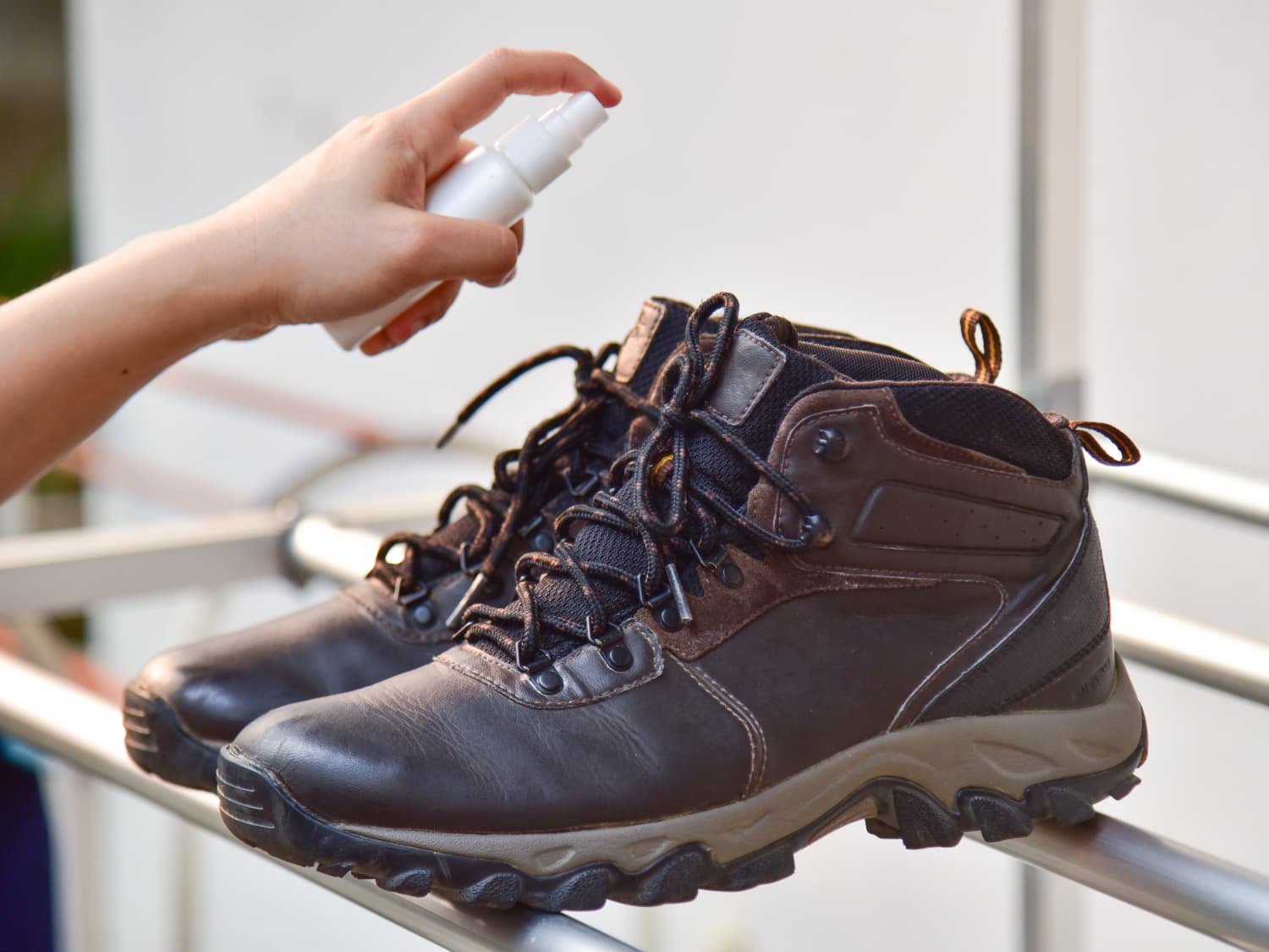 How to clean smelly work boots hot sale